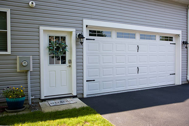 24/7 Emergency Garage Door Roller Replacement experts in Woodbridge, VA